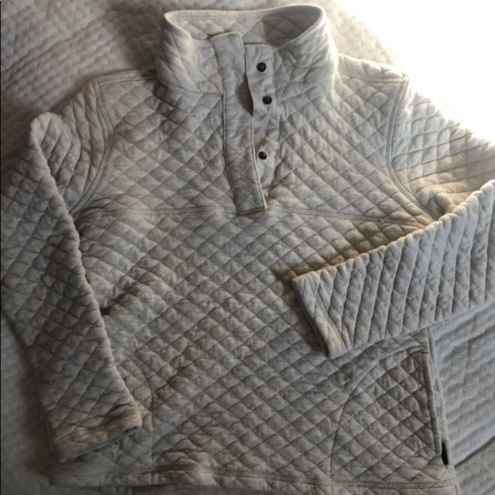 White quilted sweater